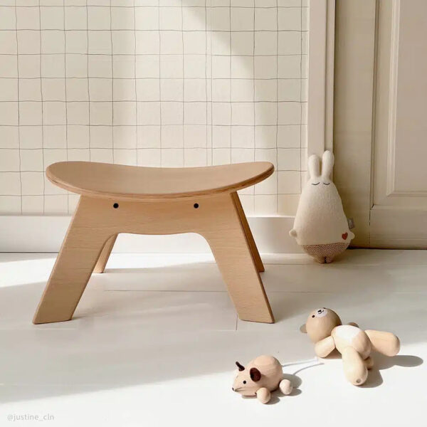 Viletto Kids Stool – Durable & Lightweight Seating - Image 6